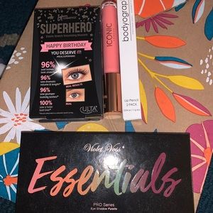 Eyes and lip bundle-BNWT